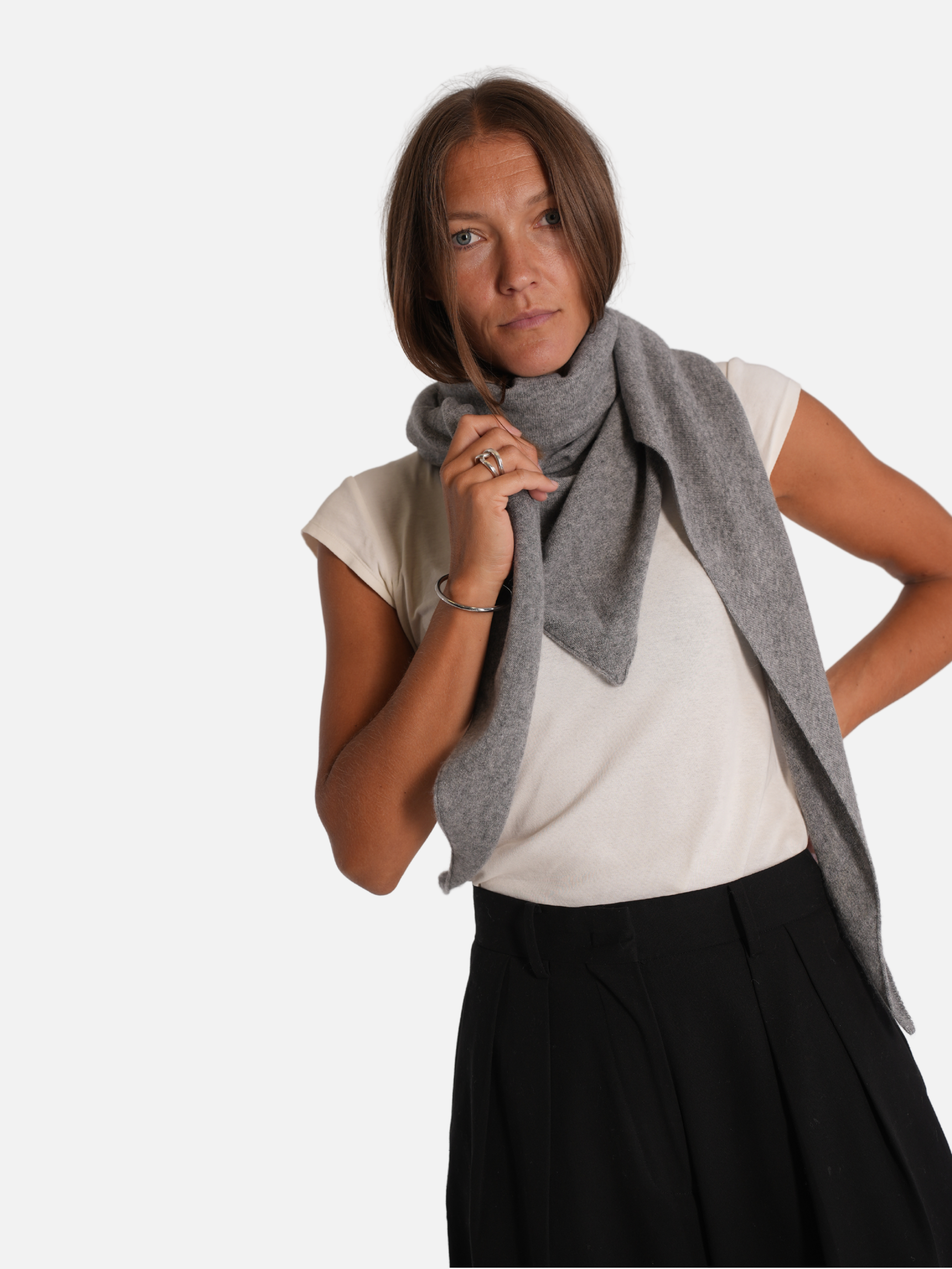 Asta cashmere scarf