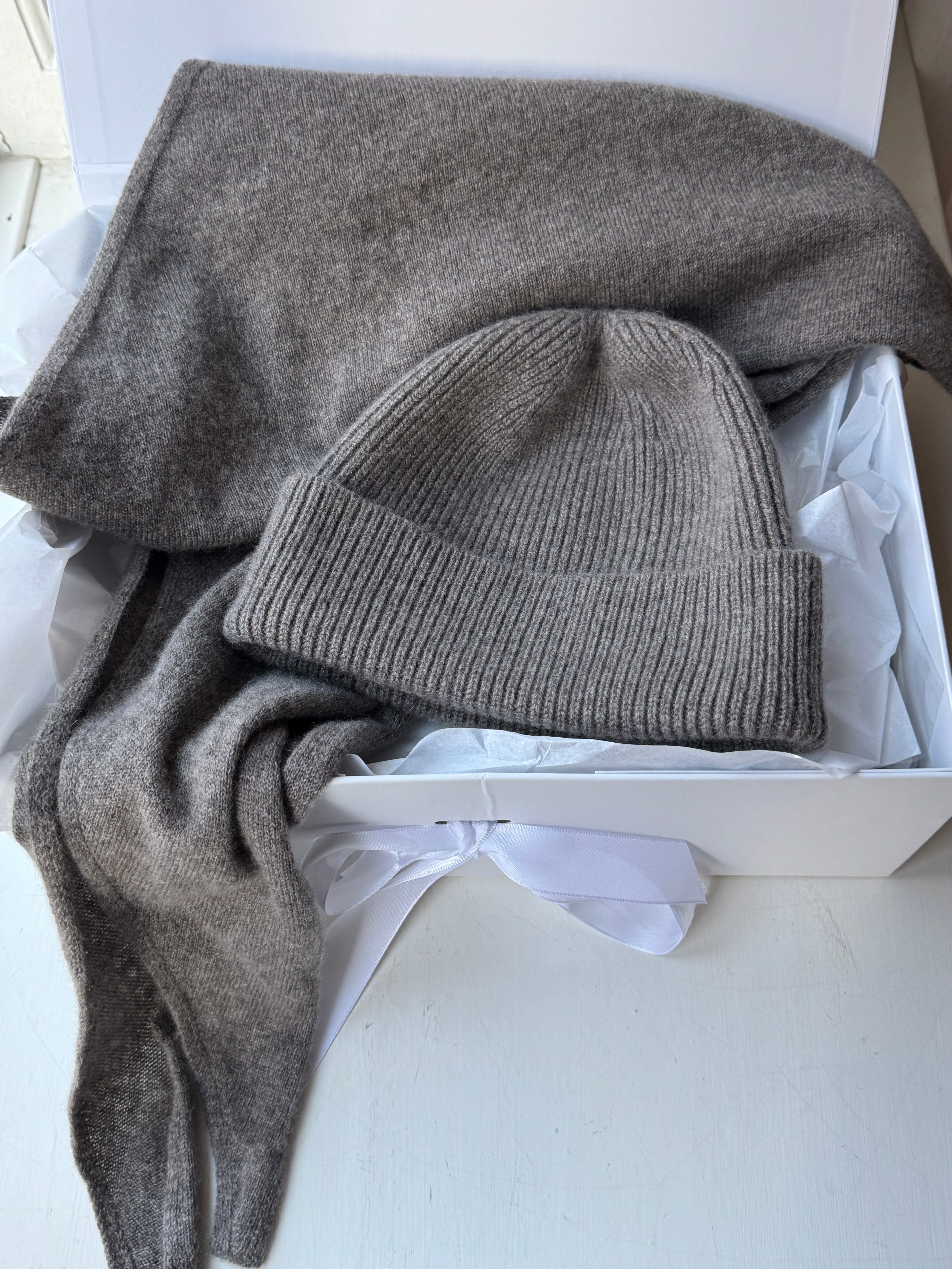 Como cashmere bundle, greige